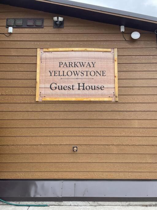 Parkway Yellowstone Guest House #7 جاردينر المظهر الخارجي الصورة