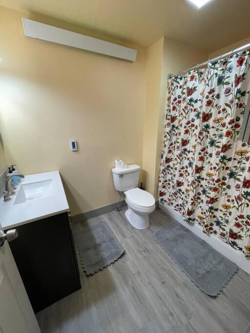 Parkway Yellowstone Guest House #7 جاردينر المظهر الخارجي الصورة