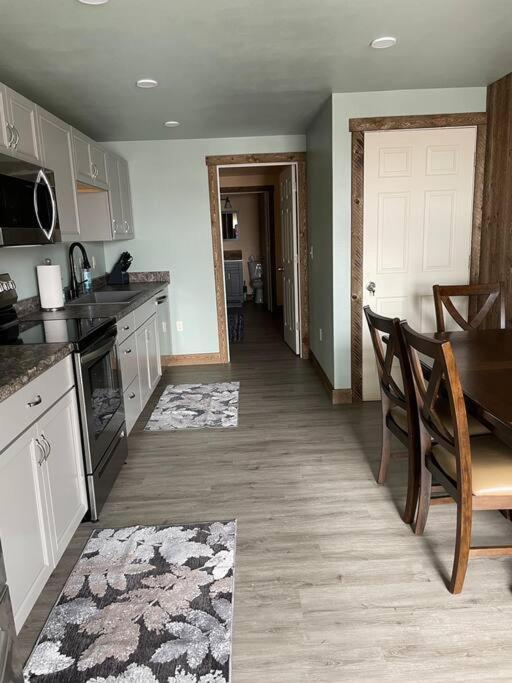 Parkway Yellowstone Guest House #7 جاردينر المظهر الخارجي الصورة