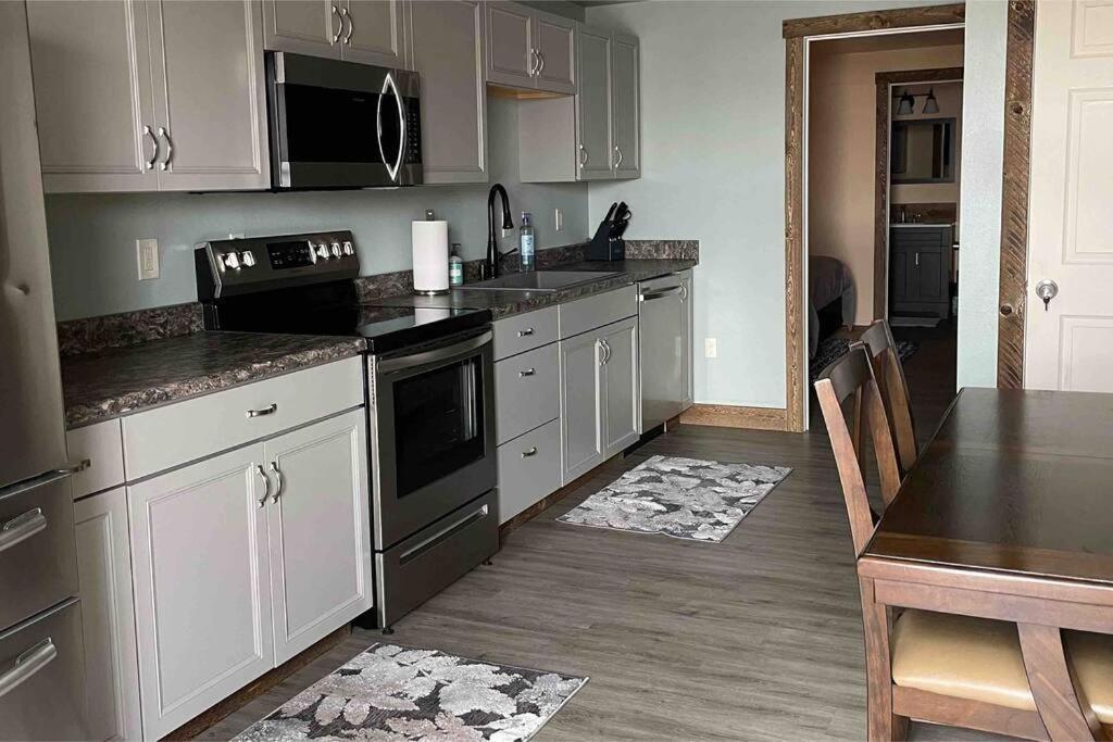 Parkway Yellowstone Guest House #7 جاردينر المظهر الخارجي الصورة